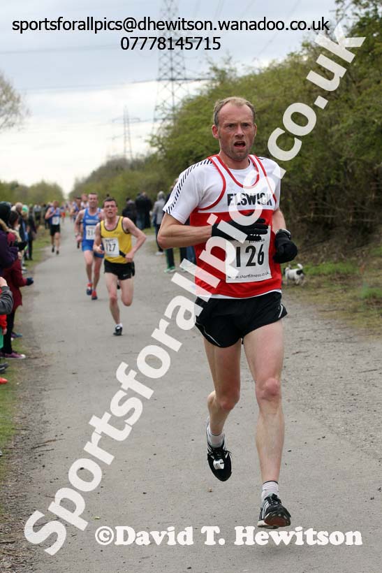 Wallsend Terry O'Gara Memorial 5k. Photo: David T. Hewitson/Sports for All Pics